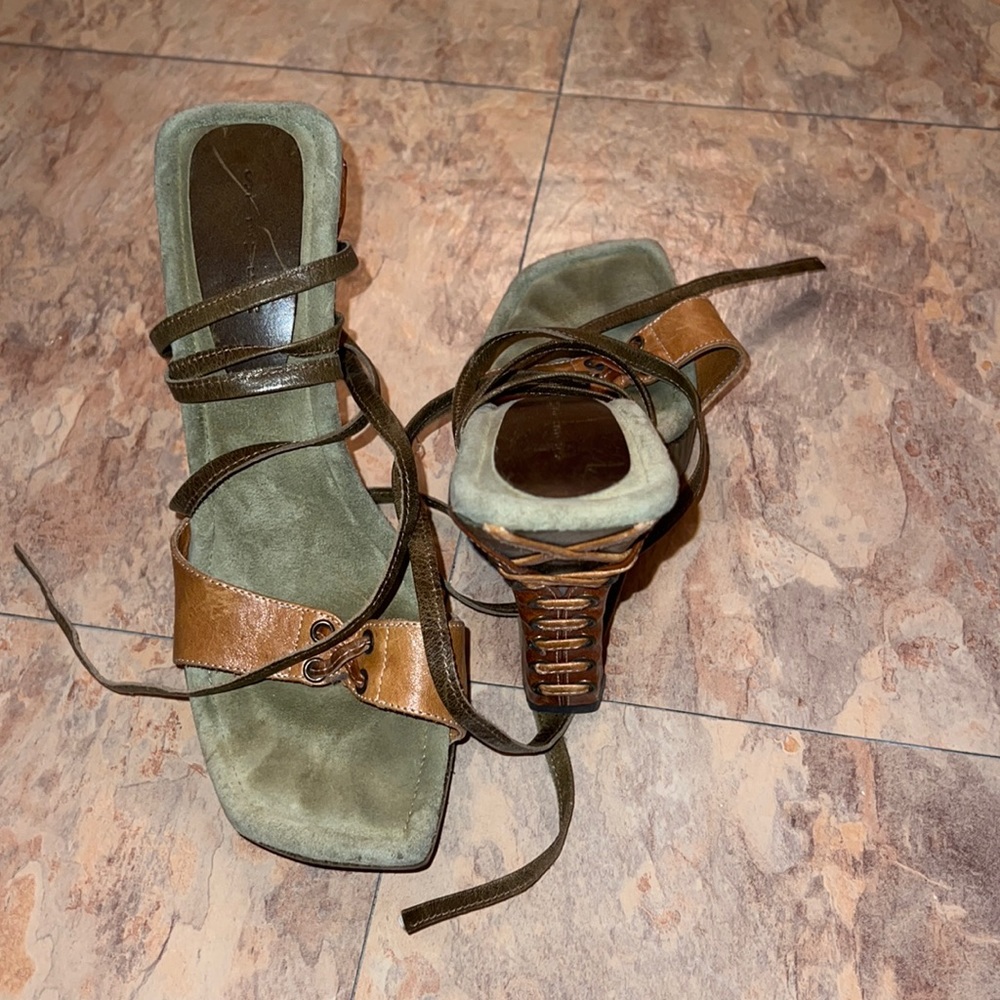 Tan and green tie up the leg heels size 8.5